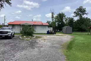 202 E Freddye Ave, Kirbyville, TX 75956 - Photo 2