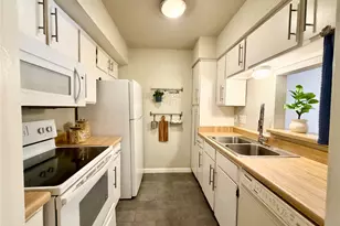 4639 Wild Indigo St, Houston, TX 77027 - Photo 24