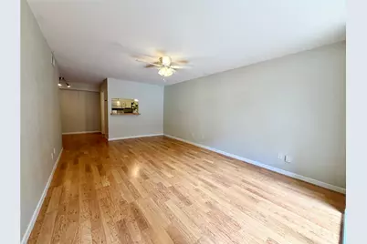 4639 Wild Indigo Street #463, Houston, TX 77027 - Photo 14