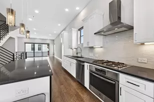 5707 Larkin St, Houston, TX 77007 - Photo 10