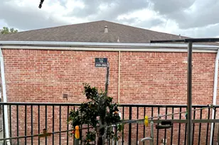 9201 Clarewood Dr, Houston, TX 77036 - Photo 6
