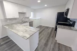 2101 Fountain View Dr, Houston, TX 77057 - Photo 10
