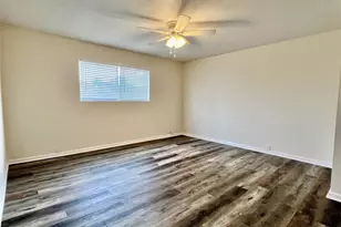 2101 Fountain View Dr, Houston, TX 77057 - Photo 18