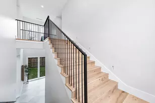 408 W 30th St, Houston, TX 77018 - Photo 20