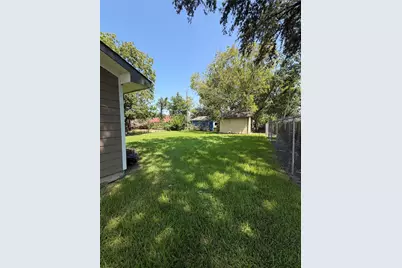 8439 Botany Lane, Houston, TX 77075 - Photo 6