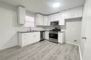 21231 Grand Linden Ct, Humble, TX 77338 - Photo 4