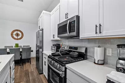 829 N Emile Street, Houston, TX 77020 - Photo 32