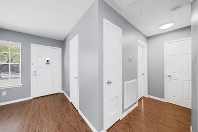 11202 Waxwing Street, Houston, TX 77035 - Photo 8