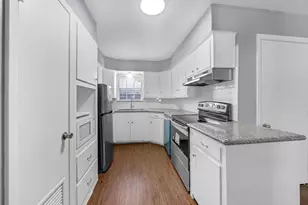 11202 Waxwing St, Houston, TX 77035 - Photo 4