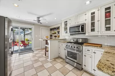 919 Key Street, Houston, TX 77009 - Photo 12