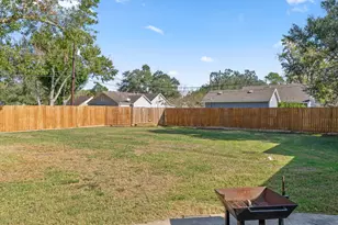804 Peach St, El Campo, TX 77437 - Photo 40