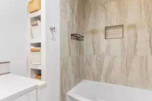 804 Peach St, El Campo, TX 77437 - Photo 30