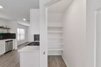 4512 Glenwick Grove Court, Porter, TX 77365 - Photo 10