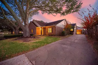 1614 Crestmont Street, Wharton, TX 77488 - Photo 2