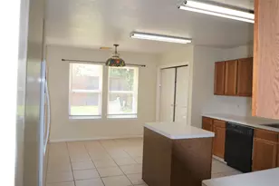 2818 Russett Pl, Pearland, TX 77584 - Photo 8