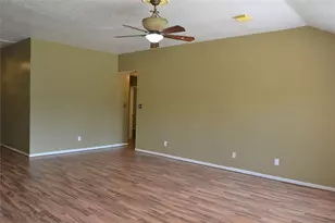 2818 Russett Pl, Pearland, TX 77584 - Photo 12