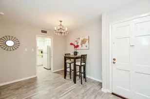 2700 Bellefontaine St, Houston, TX 77025 - Photo 2