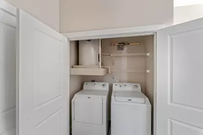 1901 Post Oak Boulevard #4507, Houston, TX 77056 - Photo 12