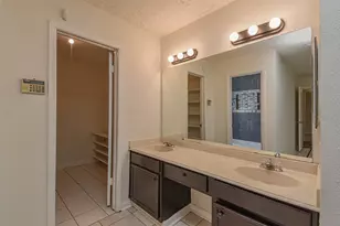 16126 New Field Dr, Houston, TX 77082 - Photo 12