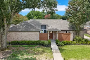 12414 Rockampton Dr, Houston, TX 77031 - Photo 2