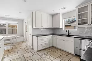 5743 Jason St, Houston, TX 77096 - Photo 14