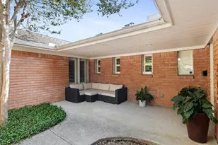 5743 Jason St, Houston, TX 77096 - Photo 2