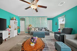 6250 El Topacio Dr, Houston, TX 77048 - Photo 2