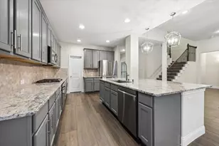 20338 Sienna Bluff Dr, Cypress, TX 77433 - Photo 10