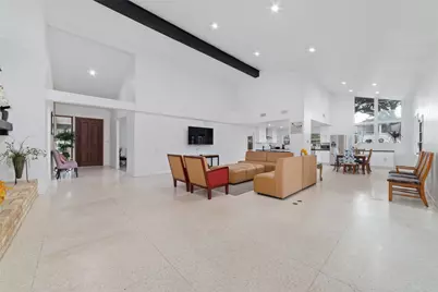 8808 Wateka Drive, Houston, TX 77074 - Photo 10