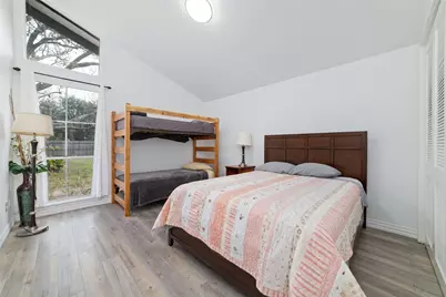 8808 Wateka Drive, Houston, TX 77074 - Photo 24