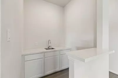 22206 Mount Whitney Road, Waller, TX 77484 - Photo 10