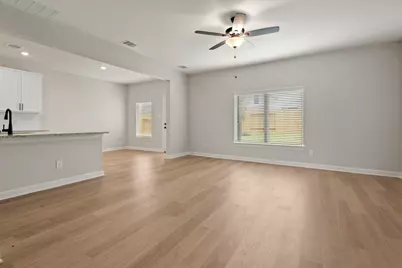 21571 Bluebonnet Bay Drive, Magnolia, TX 77354 - Photo 8