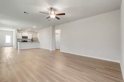 8207 Burnt Orchid Drive, Houston, TX 77016 - Photo 2