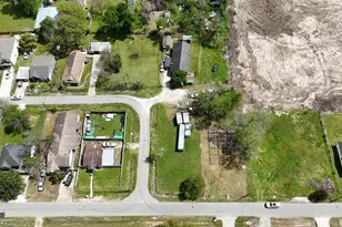 7438 Maxroy St, Houston, TX 77088 - Photo 1
