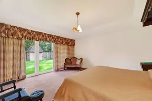 1746 Nocturne Ln, Houston, TX 77043 - Photo 18
