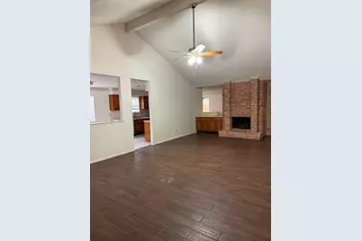 11323 Mulholland Dr, Stafford, TX 77477 - Photo 4
