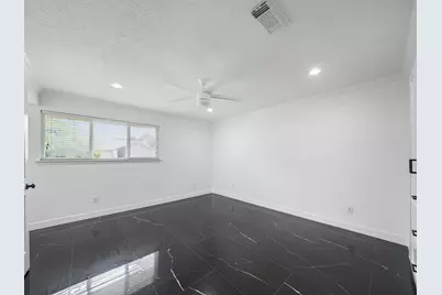 9114 Tooley Drive, Houston, TX 77031 - Photo 24