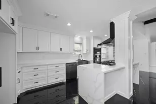 9114 Tooley Dr, Houston, TX 77031 - Photo 10