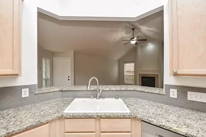 10614 Sunswept Fields Lane, Houston, TX 77064 - Photo 16