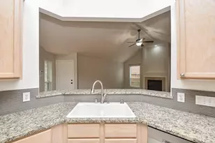 10614 Sunswept Fields Ln, Houston, TX 77064 - Photo 16