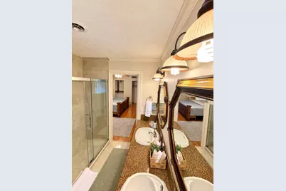3102 Newcastle Drive, Houston, TX 77027 - Photo 14