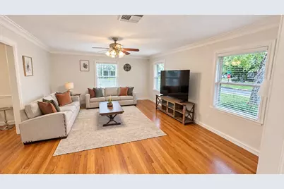 3102 Newcastle Drive, Houston, TX 77027 - Photo 6