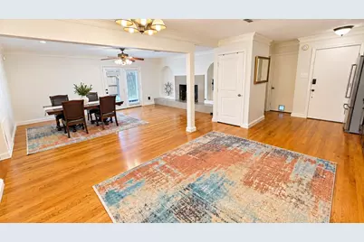 3102 Newcastle Drive, Houston, TX 77027 - Photo 10