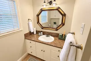 3102 Newcastle Dr, Houston, TX 77027 - Photo 18