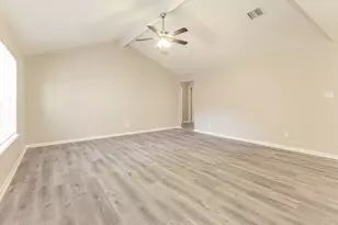 16360 Hidden River Ct, Conroe, TX 77302 - Photo 4