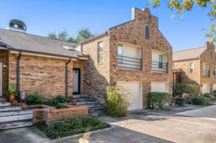 15916 Seahorse Dr, Houston, TX 77062 - Photo 2