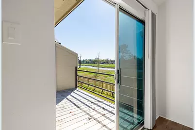 15916 Seahorse Drive, Houston, TX 77062 - Photo 32