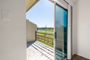 15916 Seahorse Dr, Houston, TX 77062 - Photo 32