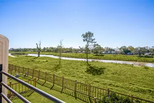 15916 Seahorse Dr, Houston, TX 77062 - Photo 38