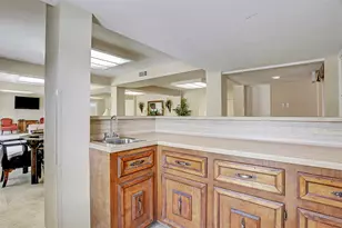 7555 Katy Fwy Freeway, Houston, TX 77024 - Photo 30